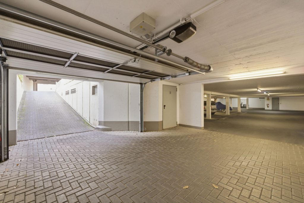 Gütelhöfer Immobilien - Immobilienangebot - Euskirchen - Alle - Solide vermietetes Ladenlokal für Kapitalanleger am Rand der Euskirchener Kernstadt mit Stellplatz