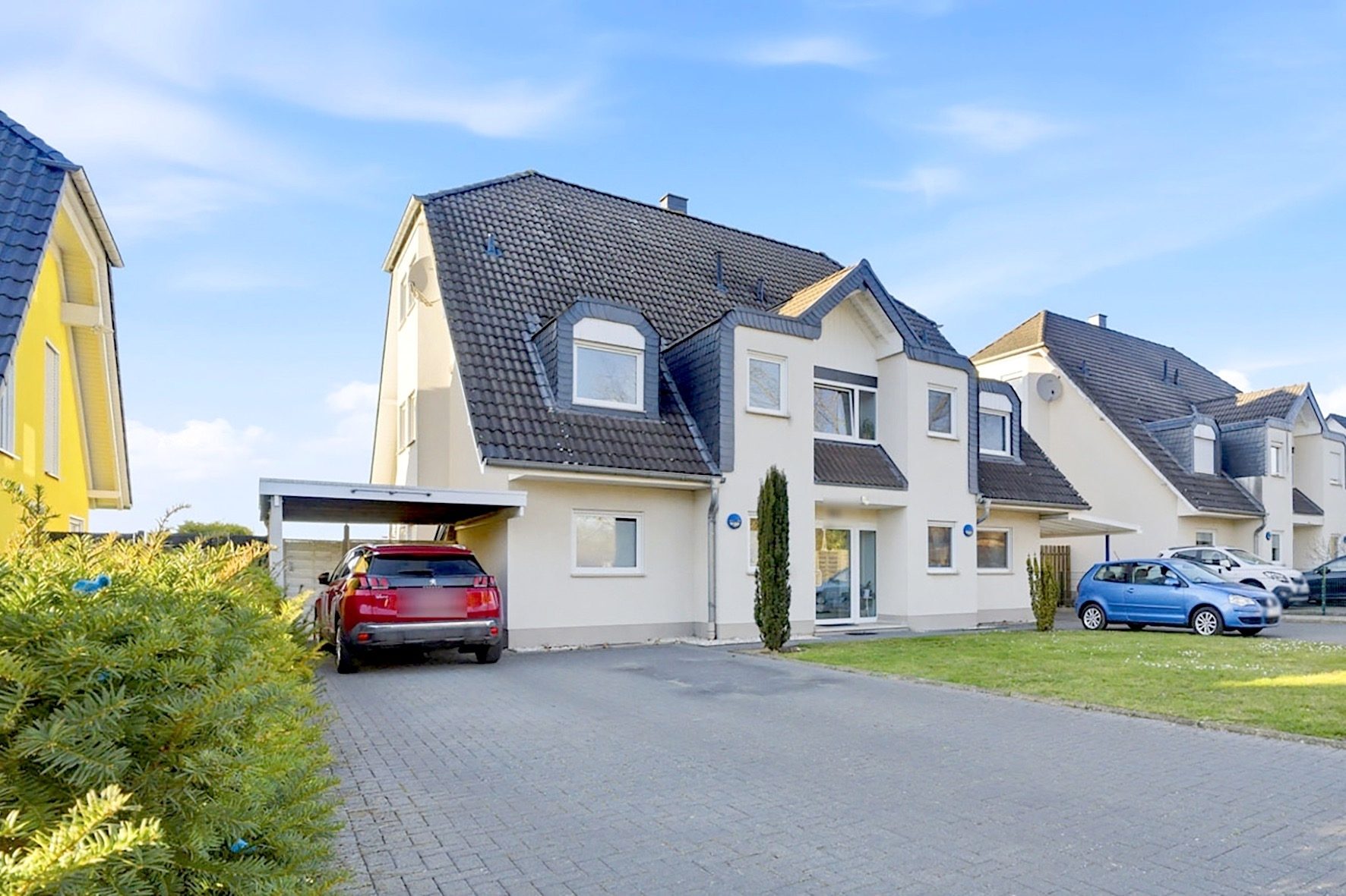 Gütelhöfer Immobilien - Immobilienangebot - Meckenheim / Lüftelberg - Alle - Charmante 3-Zimmer-Maisonettewohnung mit Balkon und Einbauküche in Feldrandlage von Lüftelberg