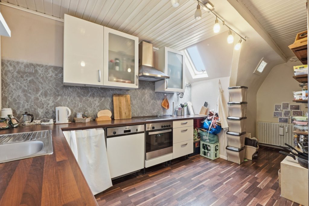 Gütelhöfer Immobilien - Immobilienangebot - Rheinbach - Alle - Attraktives Wohn- und Geschäftshaus in bester Lage von Rheinbach mit optionalem Baugrundstück