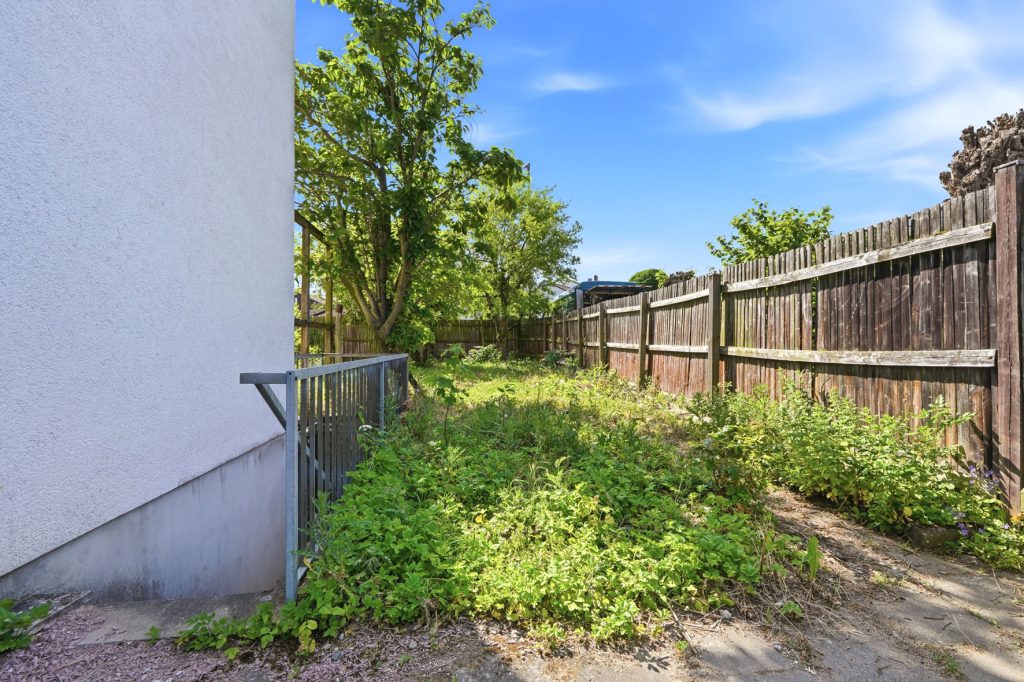 Gütelhöfer Immobilien - Immobilienangebot - Meckenheim - Alle - Familientraum! Großzügiges Reihenendhaus mit Garten, Garage und viel Potenzial in Meckenheim