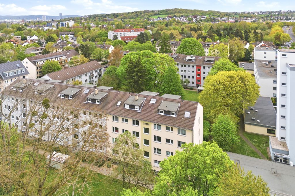 Gütelhöfer Immobilien - Immobilienangebot - Bonn / Endenich - Alle - Bezugsfrei! Charmante Dachgeschosswohnung in  Endenich zur Kapitalanlage oder eigenen Nutzung