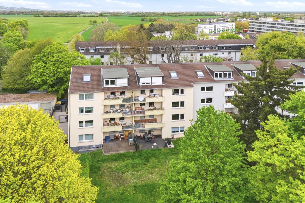 Gütelhöfer Immobilien - Immobilienangebot - Bonn / Endenich - Alle - Bezugsfrei! Charmante Dachgeschosswohnung in  Endenich zur Kapitalanlage oder eigenen Nutzung