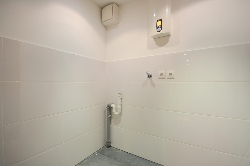 Gütelhöfer Immobilien - Immobilienangebot - Bonn / Weststadt - Alle - Weststadt: Besonders und großzügig! Maisonetteapartment mit Einbauküche, 2 Bädern und TG-Stellplatz