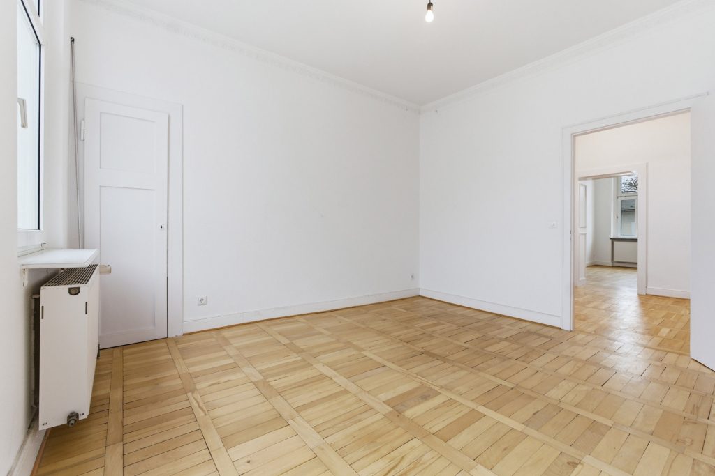 Gütelhöfer Immobilien - Immobilienangebot - Bonn - Alle - Stilvolles Gründerzeithaus mit 341m² Wohnfläche verteilt auf drei Wohneinheiten im Bonner Zentrum