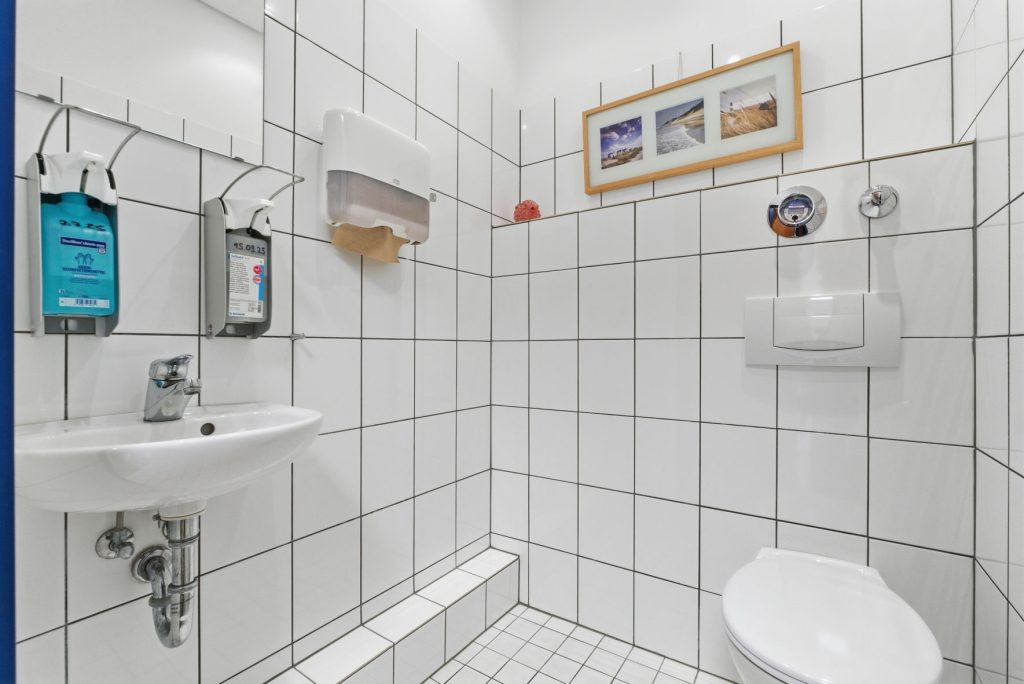 Gütelhöfer Immobilien - Immobilienangebot - Euskirchen - Alle - Kapitalanleger aufgepasst! Attraktive Praxis- und Schulungsräume in zentraler Lage von Euskirchen
