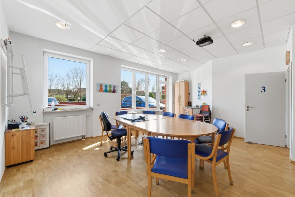 Gütelhöfer Immobilien - Immobilienangebot - Euskirchen - Alle - Kapitalanleger aufgepasst! Attraktive Praxis- und Schulungsräume in zentraler Lage von Euskirchen