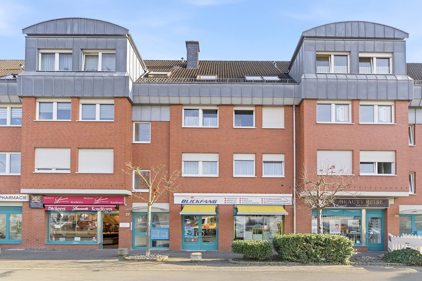 Gütelhöfer Immobilien - Immobilienangebot - Euskirchen - Alle - Solide vermietetes Ladenlokal für Kapitalanleger am Rand der Euskirchener Kernstadt mit Stellplatz