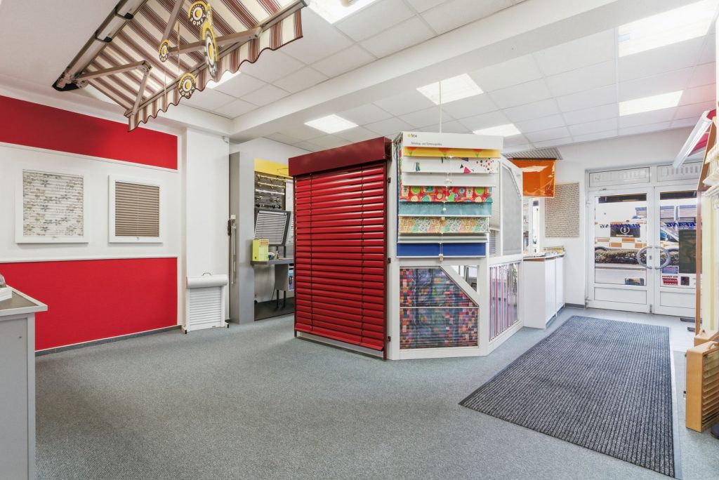 Gütelhöfer Immobilien - Immobilienangebot - Euskirchen - Alle - Solide vermietetes Ladenlokal für Kapitalanleger am Rand der Euskirchener Kernstadt mit Stellplatz
