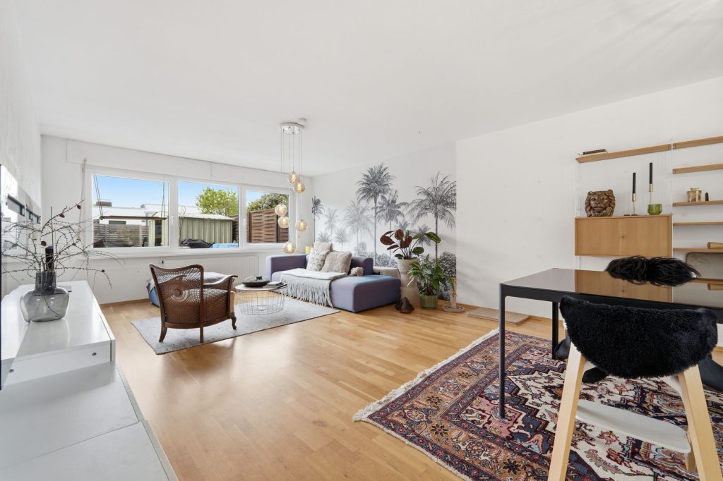 Gütelhöfer Immobilien - Immobilienangebot - Rheinbach / Merzbach - Alle - Modernisiert u. stilvoll! Solide vermietete Doppelhaushälfte mit Garten in ruhiger Lage von Merzbach