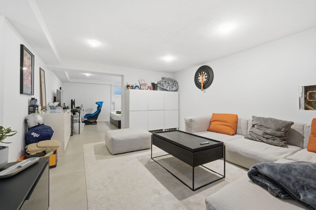 Gütelhöfer Immobilien - Immobilienangebot - Rheinbach / Merzbach - Alle - Modernisiert u. stilvoll! Solide vermietete Doppelhaushälfte mit Garten in ruhiger Lage von Merzbach
