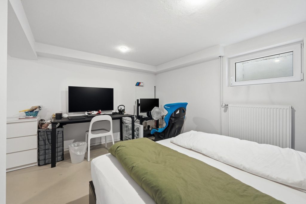 Gütelhöfer Immobilien - Immobilienangebot - Rheinbach / Merzbach - Alle - Modernisiert u. stilvoll! Solide vermietete Doppelhaushälfte mit Garten in ruhiger Lage von Merzbach