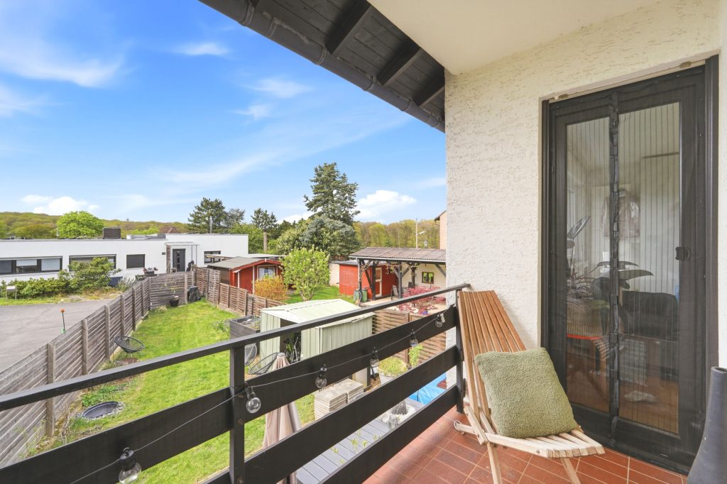 Gütelhöfer Immobilien - Immobilienangebot - Rheinbach / Merzbach - Alle - Modernisiert u. stilvoll! Solide vermietete Doppelhaushälfte mit Garten in ruhiger Lage von Merzbach