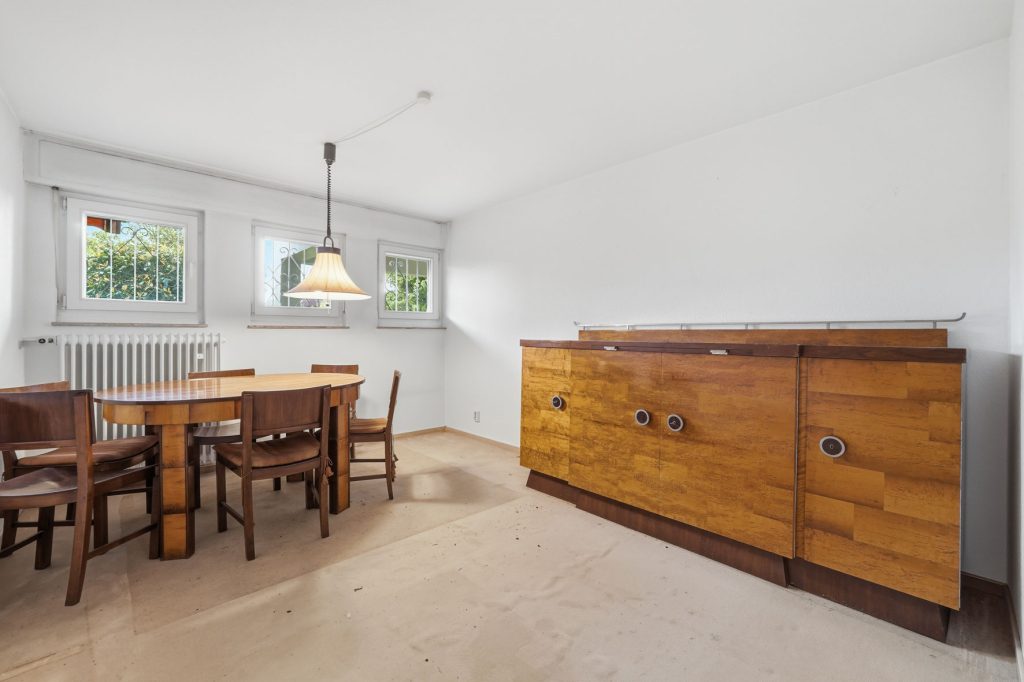 Gütelhöfer Immobilien - Immobilienangebot - Wachtberg / Niederbachem - Alle - Großzügiges Splitlevel-Reihenendhaus mit Garage, Garten und viel Potenzial in begehrter Wohnlage
