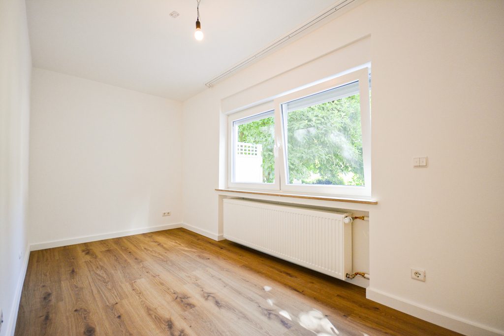 Gütelhöfer Immobilien - Immobilienangebot - Bonn - Alle - Stilvoll wohnen: Neuwertige Wohnung mit Terrasse und Blick auf den Posttower in Bonn Kessenich