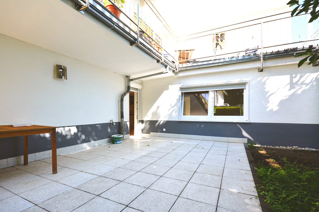 Gütelhöfer Immobilien - Immobilienangebot - Bonn - Alle - Stilvoll wohnen: Neuwertige Wohnung mit Terrasse und Blick auf den Posttower in Bonn Kessenich