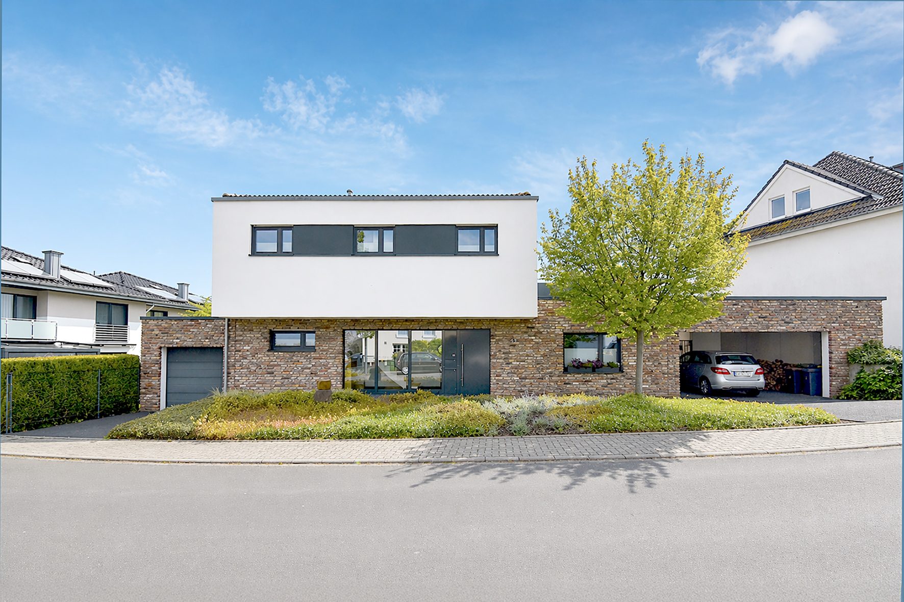 Gütelhöfer Immobilien - Immobilienangebot - Rheinbach / Wormersdorf - Alle - Für Paare! Moderne und hochwertige 3-Raumwohnung mit Dachterrasse und Kfz-Stellplatz in Wormersdorf