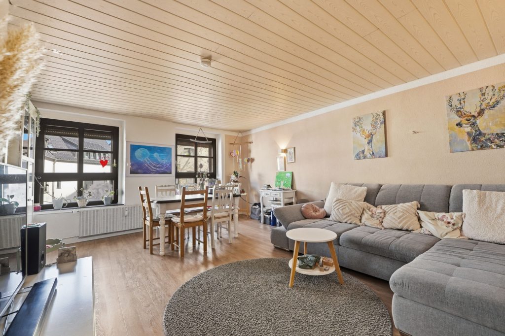 Gütelhöfer Immobilien - Immobilienangebot - Rheinbach - Alle - Attraktives Wohn- und Geschäftshaus in bester Lage von Rheinbach mit optionalem Baugrundstück