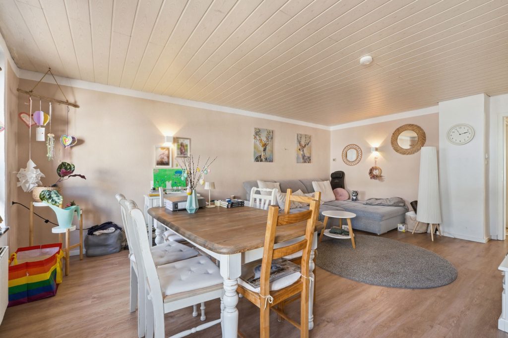 Gütelhöfer Immobilien - Immobilienangebot - Rheinbach - Alle - Attraktives Wohn- und Geschäftshaus in bester Lage von Rheinbach mit optionalem Baugrundstück