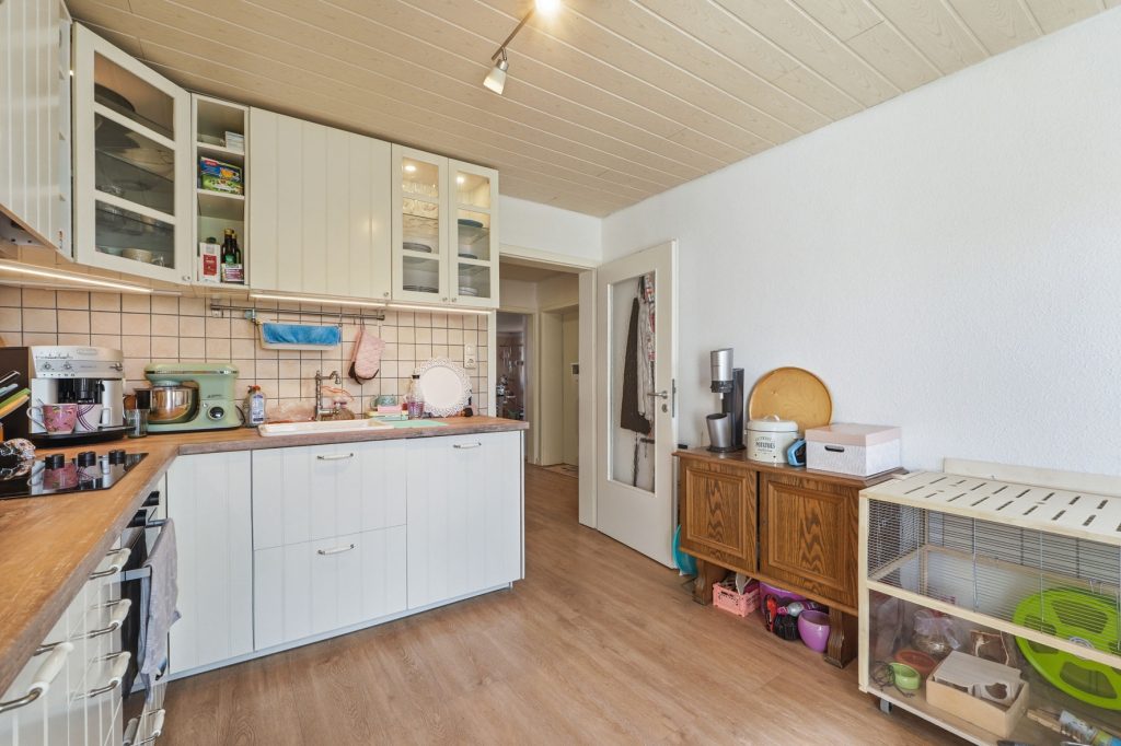 Gütelhöfer Immobilien - Immobilienangebot - Rheinbach - Alle - Attraktives Wohn- und Geschäftshaus in bester Lage von Rheinbach mit optionalem Baugrundstück