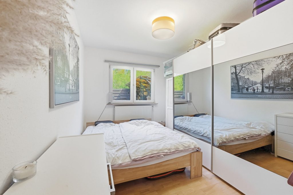 Gütelhöfer Immobilien - Immobilienangebot - Bonn / Beuel - Alle - Wohnen und Vermieten? Charmantes Zweifamilienhaus mit vielen Möglichkeiten in Pützchen