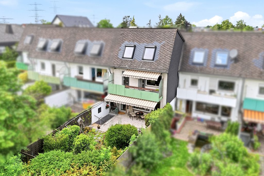 Gütelhöfer Immobilien - Immobilienangebot - Meckenheim - Alle - Familienidylle! Solides Reihenmittelhaus mit Einbauküche, Garage, Balkon, Garten und Kaminzimmer
