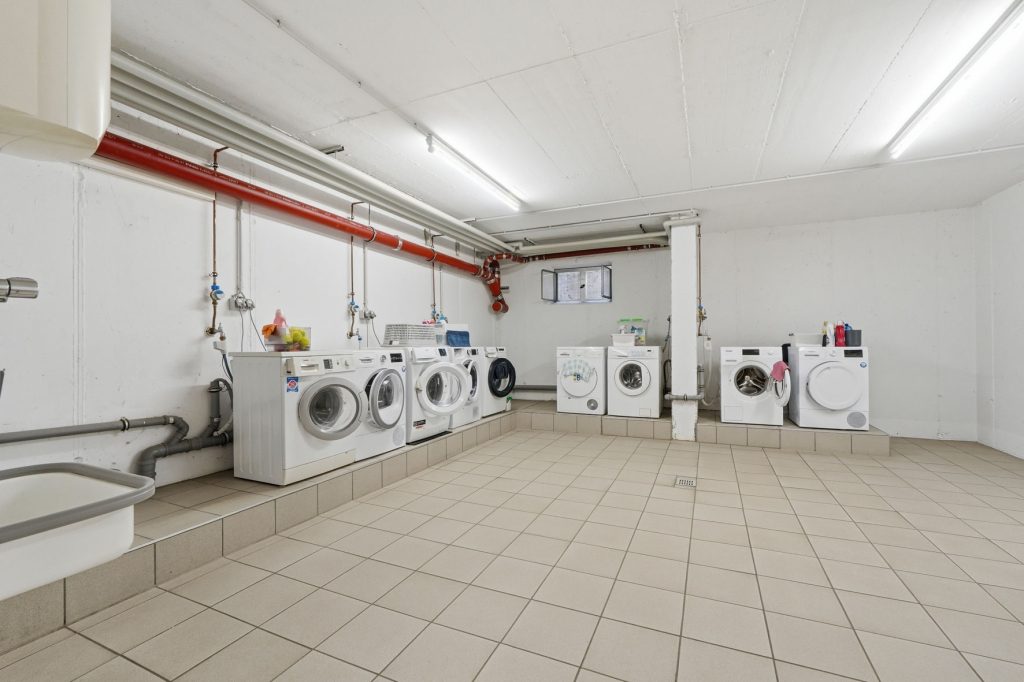 Gütelhöfer Immobilien - Immobilienangebot - Rheinbach - Alle - Barrierearme 2-Zimmer Erdgeschosswohnung mit Balkon, Aufzug und Kfz-Stellplatz in Rheinbach Stadt