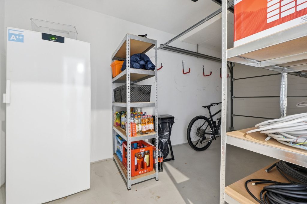 Gütelhöfer Immobilien - Immobilienangebot - Rheinbach / Wormersdorf - Alle - Modernisierte Doppelhaushälfte mit Garage, Terrasse, Balkon und viel Wohnkomfort in Wormersdorf