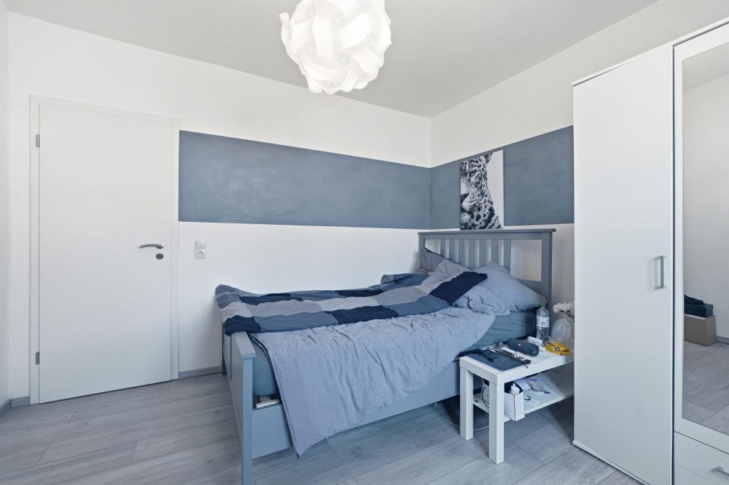 Gütelhöfer Immobilien - Immobilienangebot - Rheinbach / Wormersdorf - Alle - Modernisierte Doppelhaushälfte mit Garage, Terrasse, Balkon und viel Wohnkomfort in Wormersdorf