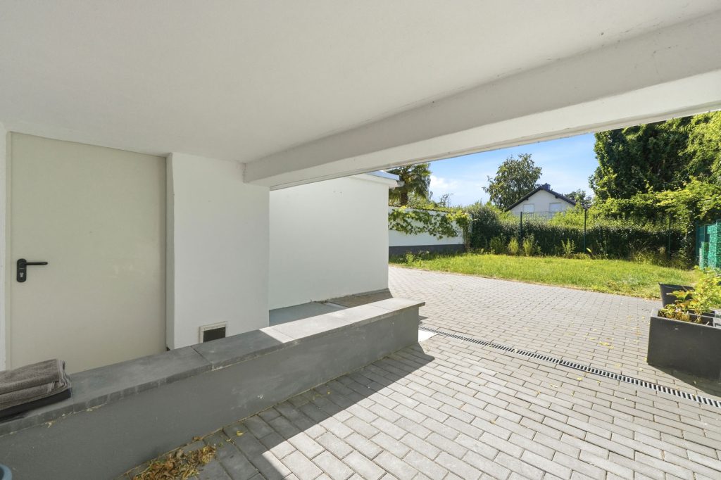 Gütelhöfer Immobilien - Immobilienangebot - Rheinbach / Wormersdorf - Alle - Modernisierte Doppelhaushälfte mit Garage, Terrasse, Balkon und viel Wohnkomfort in Wormersdorf