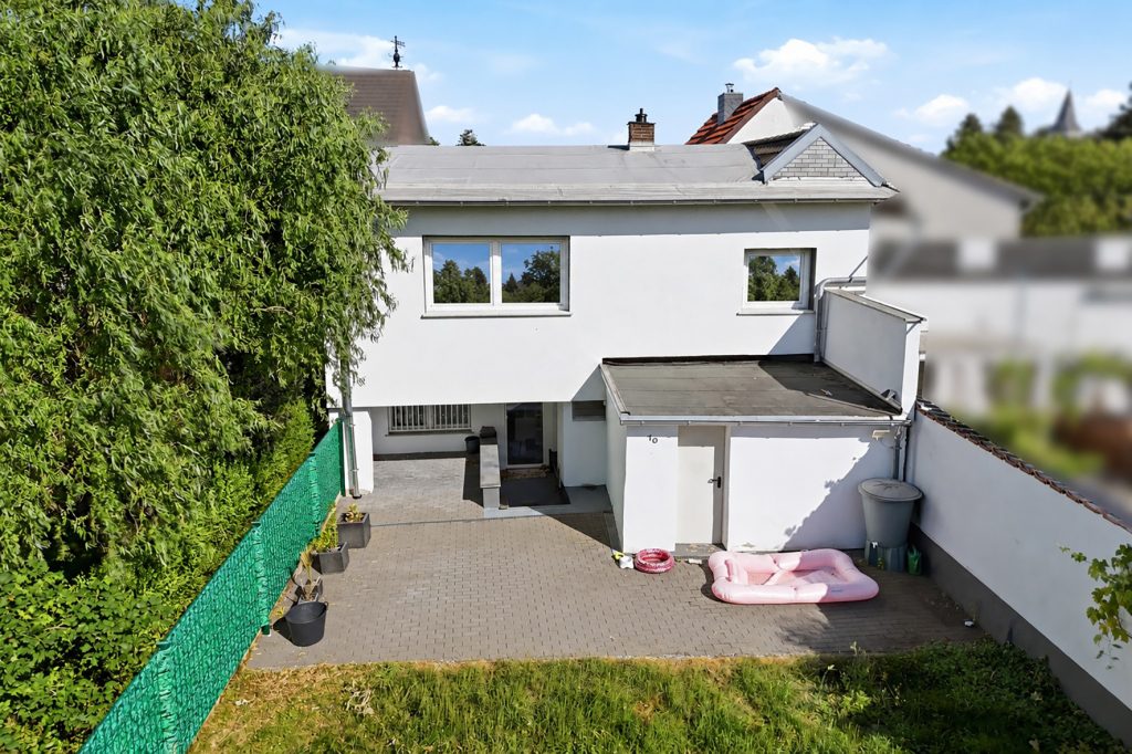 Gütelhöfer Immobilien - Immobilienangebot - Rheinbach / Wormersdorf - Alle - Modernisierte Doppelhaushälfte mit Garage, Terrasse, Balkon und viel Wohnkomfort in Wormersdorf