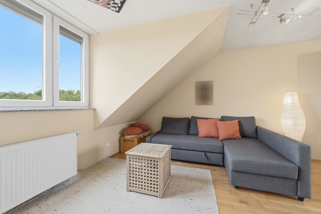 Gütelhöfer Immobilien - Immobilienangebot - Rheinbach - Alle - Kaufen und einziehen! Modernes Reihenendhaus in beliebter Lage mit PV-Anlage, Garage und Einbauküche