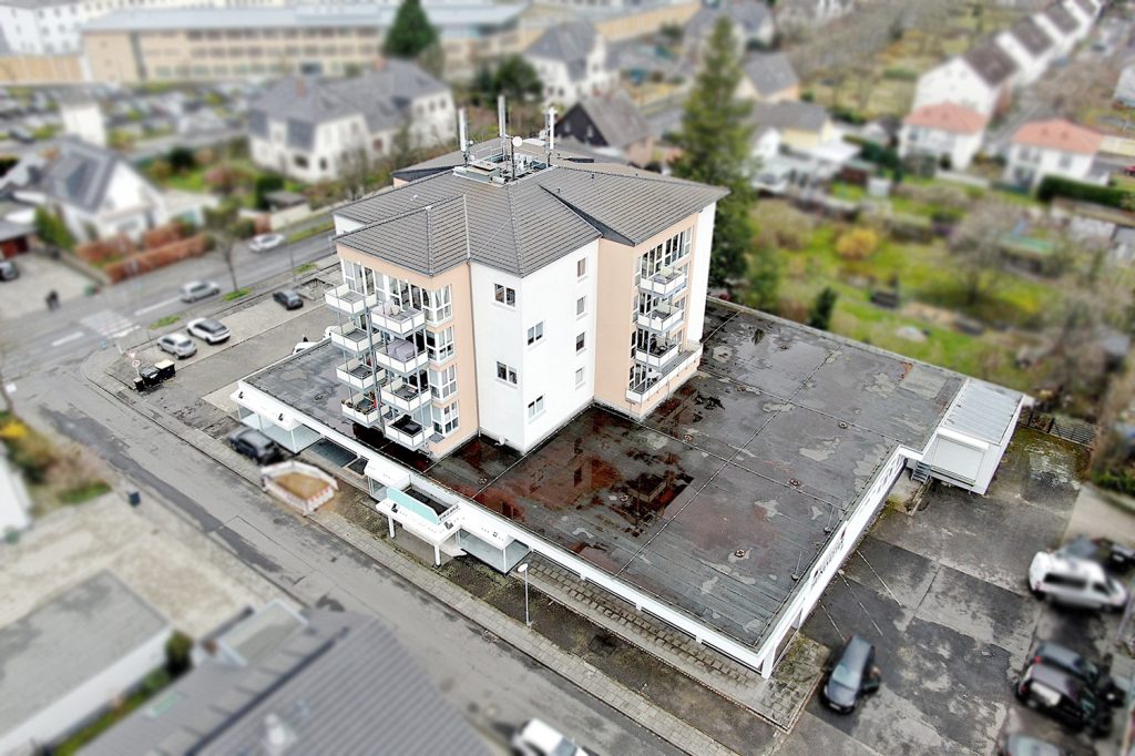 Gütelhöfer Immobilien - Immobilienangebot - Rheinbach - Alle - Rheinbach-Stadt: Lukratives Investment mit 3.769 m² Gewerbe- u. 1.334 m² Wohnfläche + 47 Stellplätze