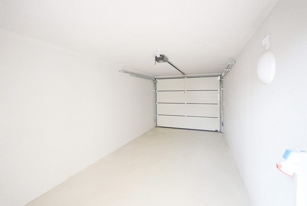 Gütelhöfer Immobilien - Immobilienangebot - Swisttal / Straßfeld - Alle - Neuwertig! Energieeffiziente 143m² Doppelhaushälfte mit Garten, Einbauküche und Garage in Straßfeld