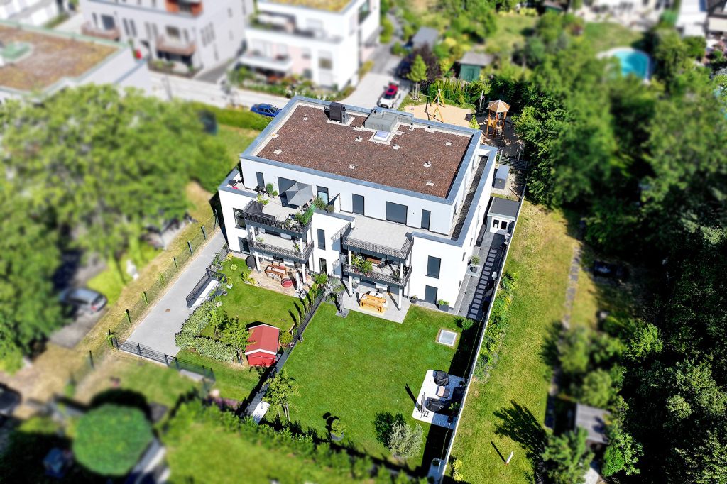Gütelhöfer Immobilien - Immobilienangebot - Köln / Sürth - Alle - Erstbezug! Exklusive 3-Zimmer-Wohnung mit Dachterrasse und TG-Stellplatz in Rheinnähe von Köln-Sürth