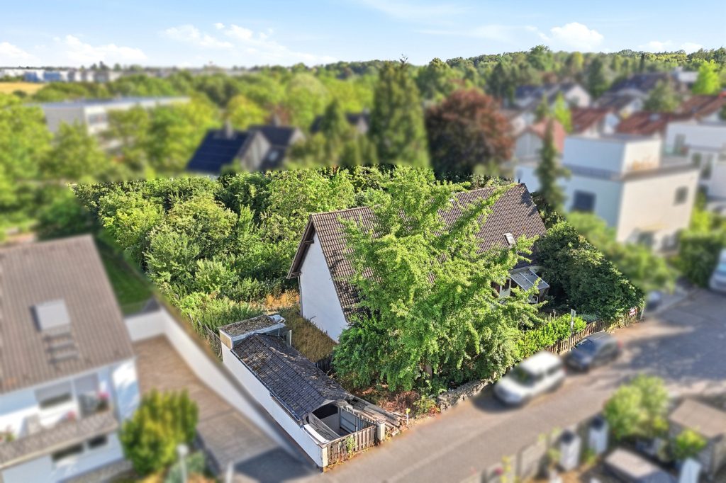 Gütelhöfer Immobilien - Immobilienangebot - Bonn / Ückesdorf - Grundstücke - Attraktives 976m² großes Baugrundstück mit vielseitigen Entwicklungsmöglichkeiten in Bonn-Ückesdorf