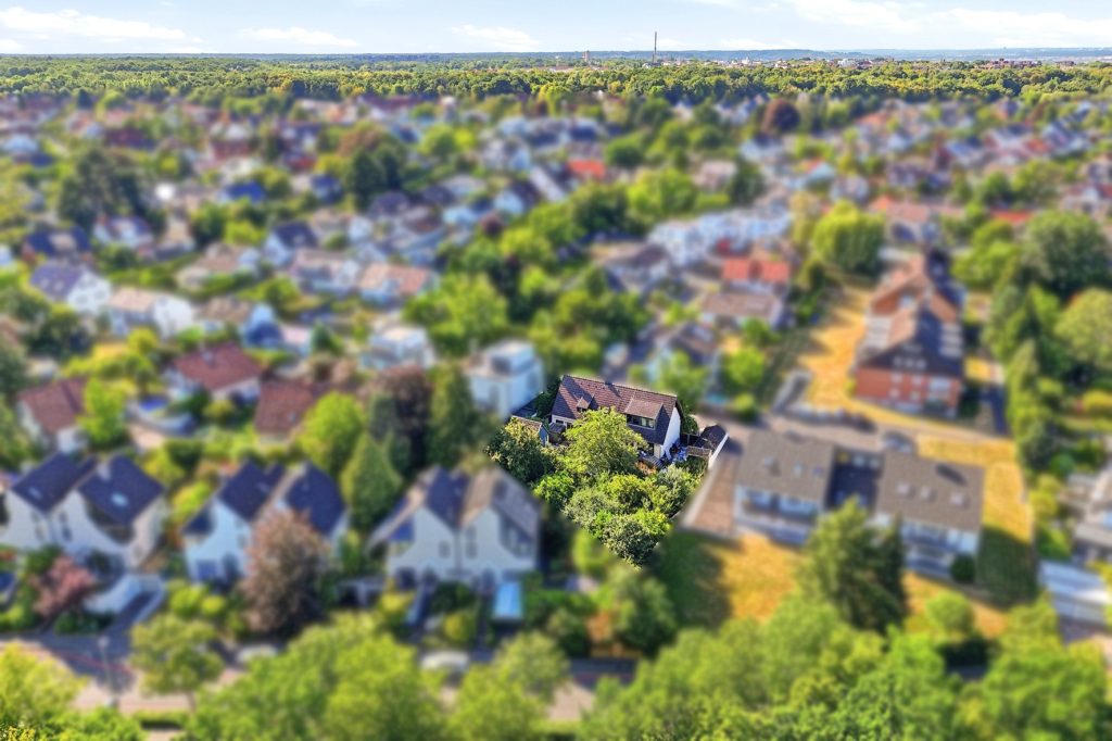 Gütelhöfer Immobilien - Immobilienangebot - Bonn / Ückesdorf - Grundstücke - Attraktives 976m² großes Baugrundstück mit vielseitigen Entwicklungsmöglichkeiten in Bonn-Ückesdorf