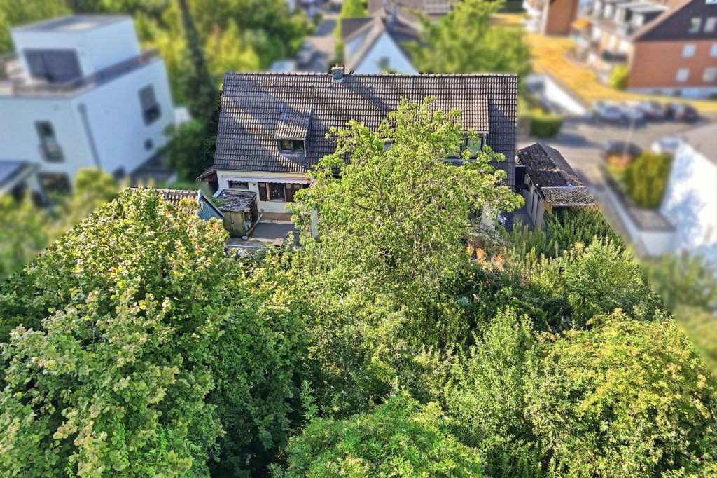 Gütelhöfer Immobilien - Immobilienangebot - Bonn / Ückesdorf - Grundstücke - Attraktives 976m² großes Baugrundstück mit vielseitigen Entwicklungsmöglichkeiten in Bonn-Ückesdorf