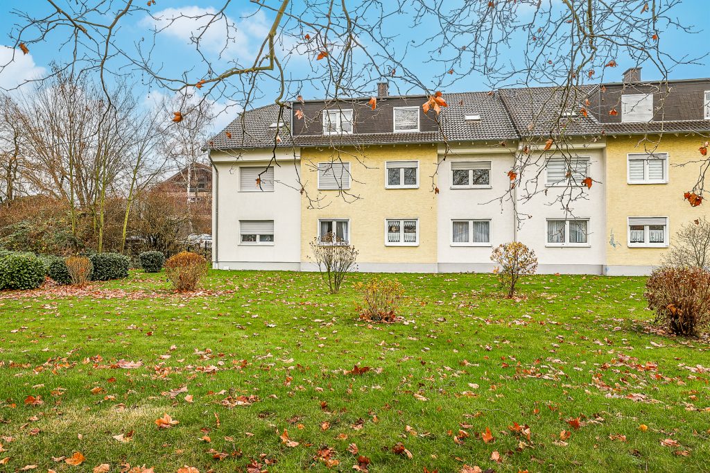 Gütelhöfer Immobilien - Immobilienangebot - Bonn / Beuel - Alle - Ideale Kapitalanlage! Solide vermietete 2-Zimmer-Wohnung mit Balkon und Stellplatz in Bonn-Beuel