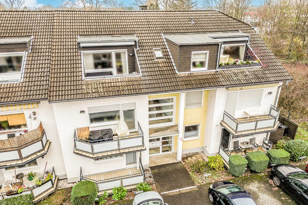 Gütelhöfer Immobilien - Immobilienangebot - Bonn / Beuel - Alle - Ideale Kapitalanlage! Solide vermietete 2-Zimmer-Wohnung mit Balkon und Stellplatz in Bonn-Beuel